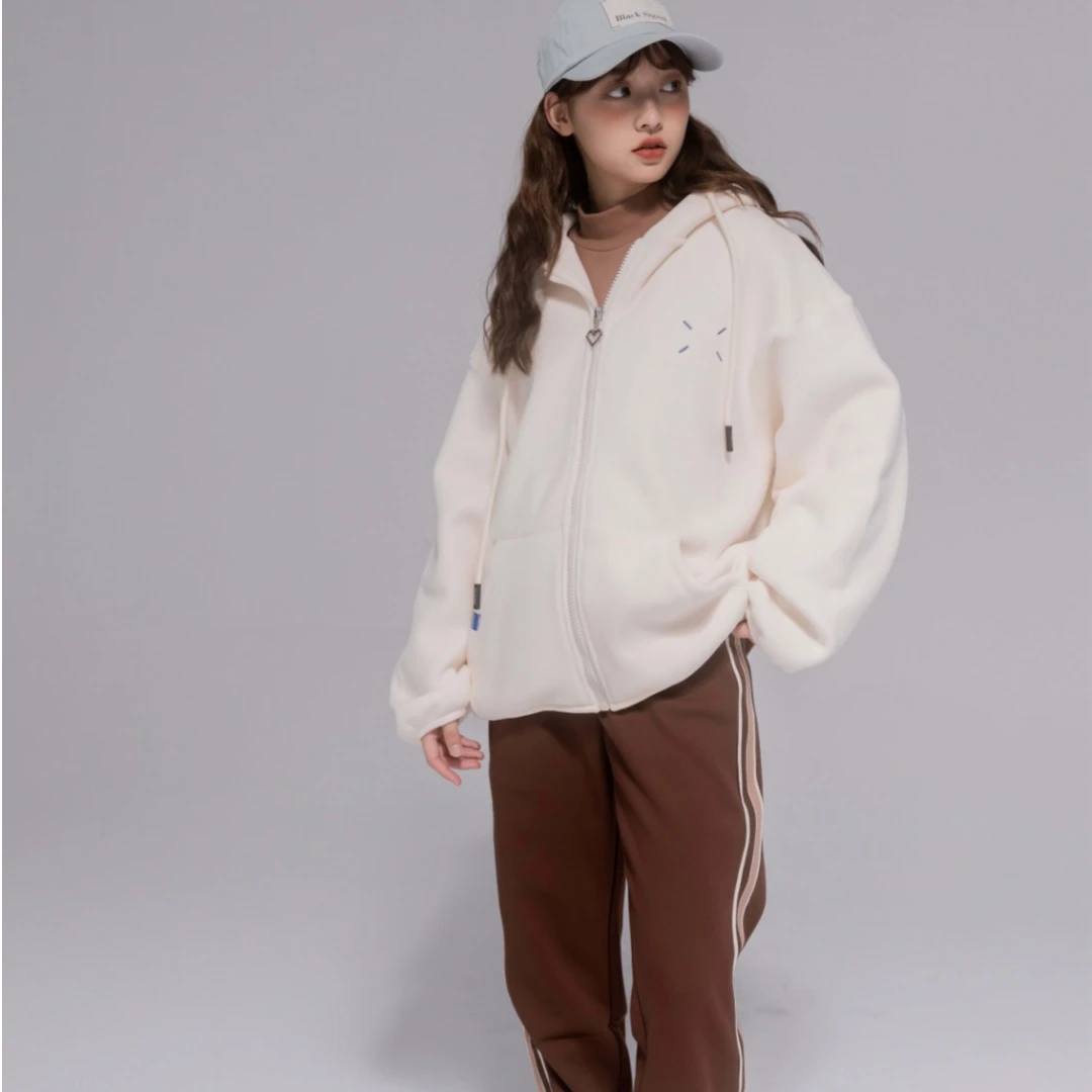 52158高端专享老林家天花板加绒外套米色