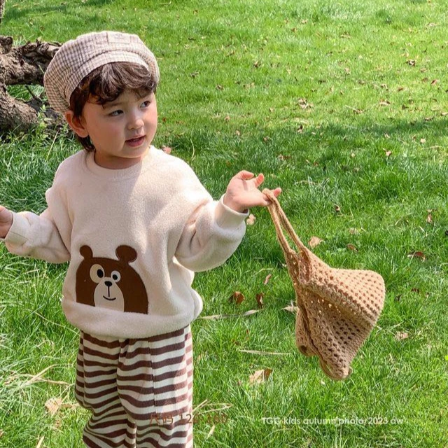 Q1-BM23063高端专享TGG小熊毛毛卫衣米色