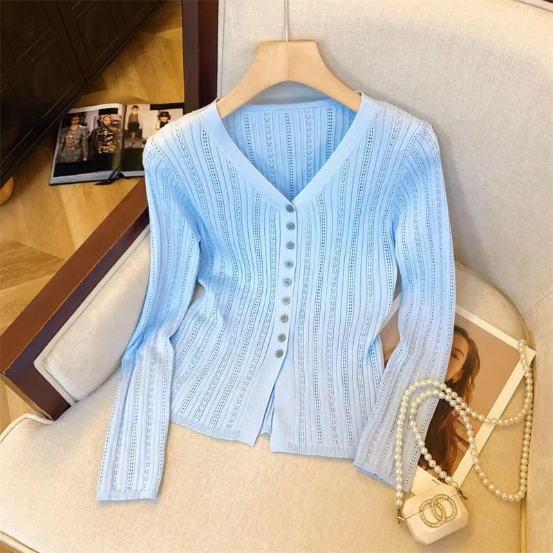 V领修身薄款时尚洋气百搭镂空针织开衫女高级感韩系穿搭薄款外套