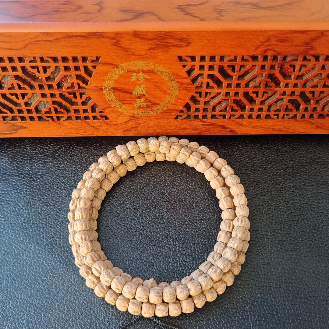 新品福利百香籽大龙脊尺寸7-9mm柏香籽长串文玩盘串
