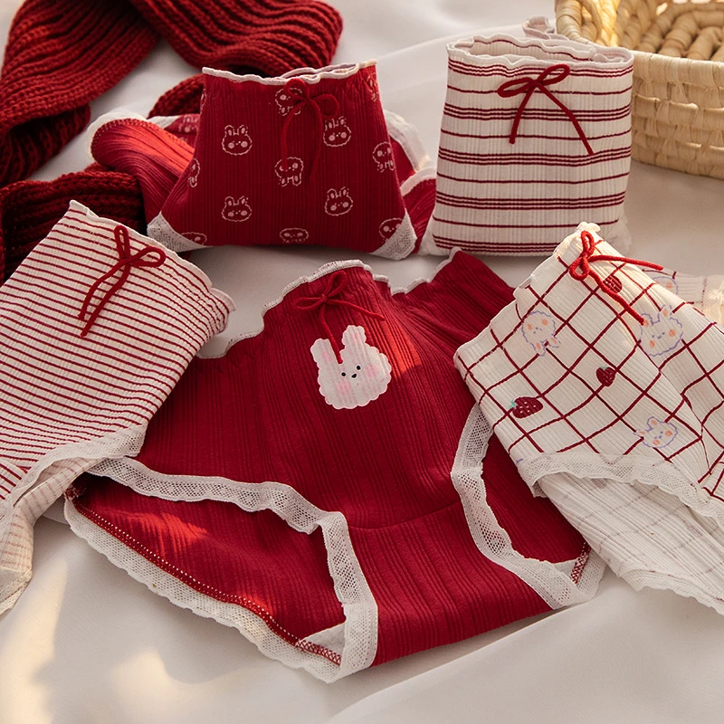 可爱女士内裤棉裆舒适初中高中卡通酒红色本命年