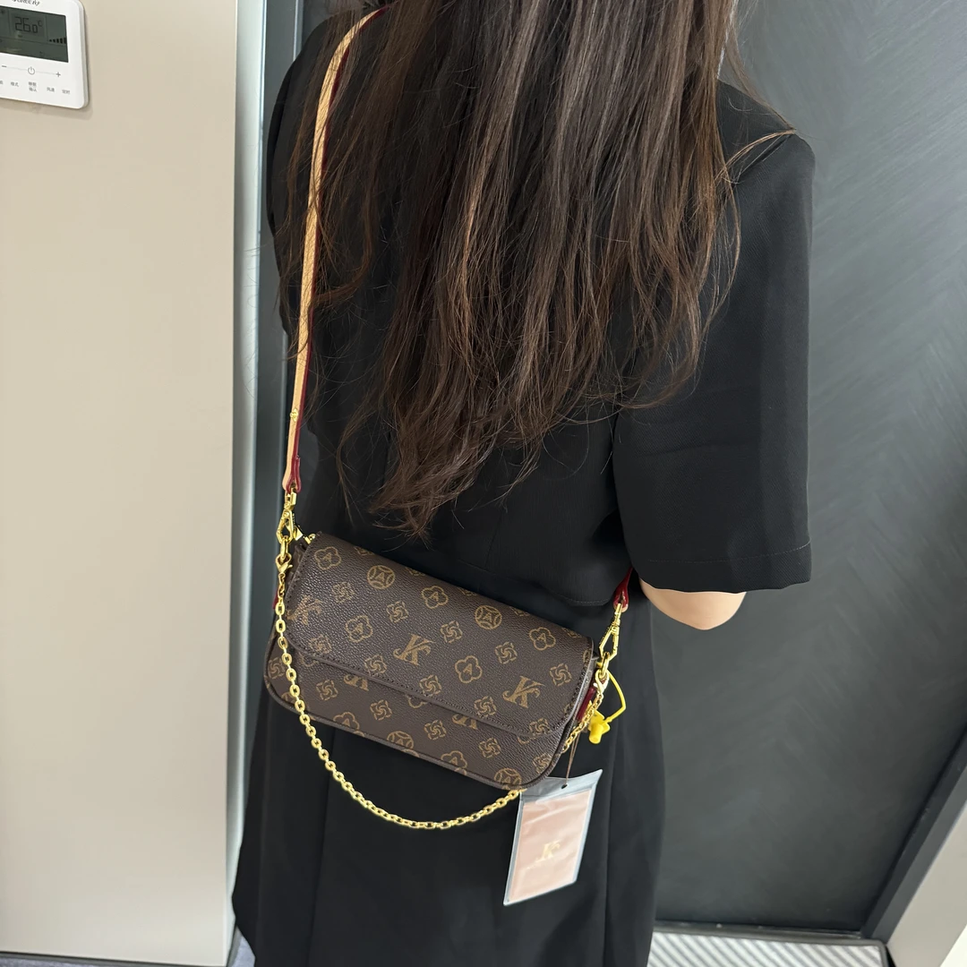 新款经典印花高级质感休闲斜挎麻将包8161杏