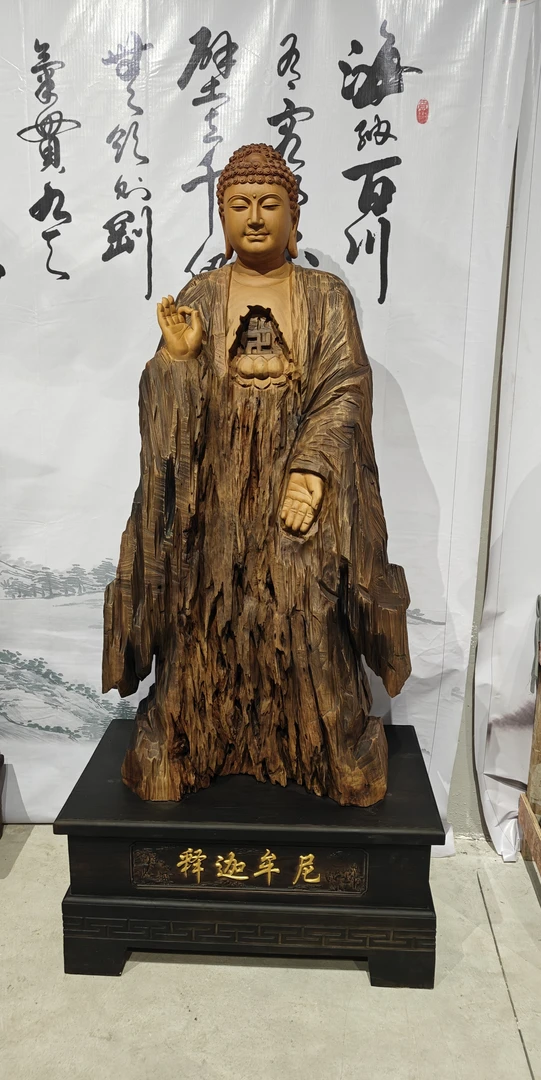 木雕工艺品（香樟木-大日如来）匠心制作一体成型长88宽53高188