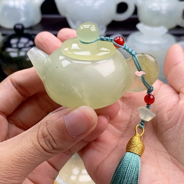 岫玉四大名玉手把壶未镶嵌