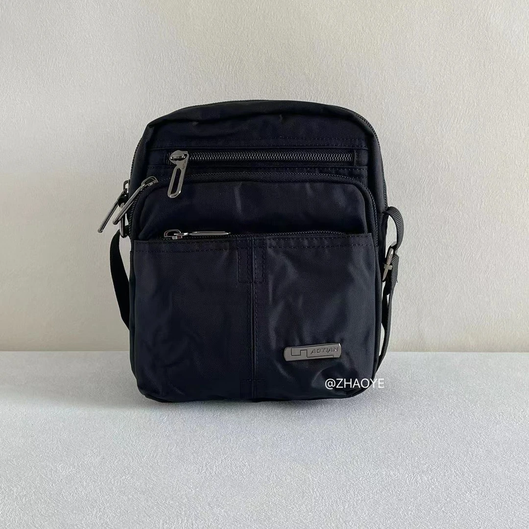 百搭男士斜挎包时尚运动多功能潮流单肩黑色包户外简约轻便休闲包