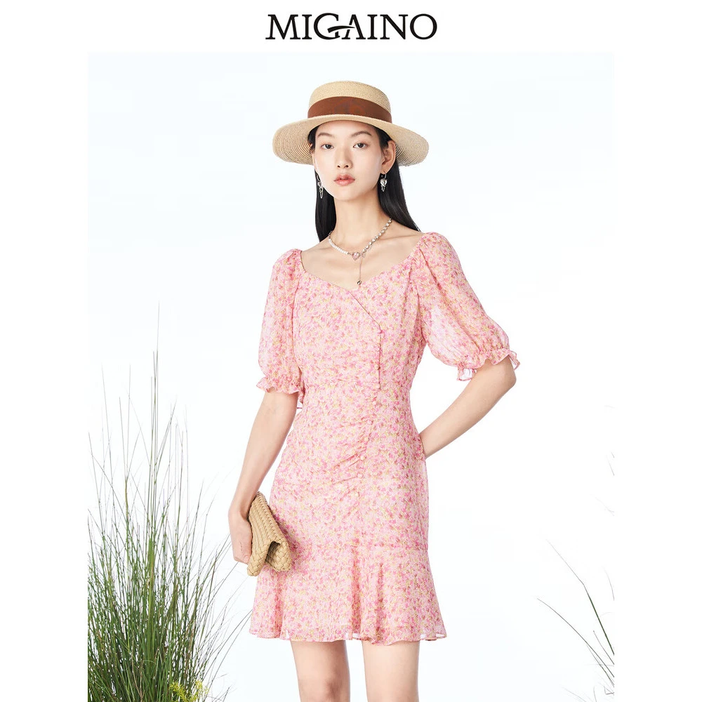 Migaino曼娅奴碎花连衣裙女夏新款法式V领泡泡袖荷叶边短裙子