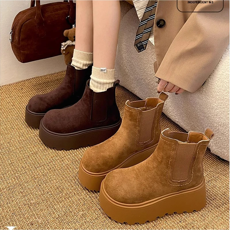 网红复古英伦风厚底马丁靴女款2024新款秋冬爆款加绒增高显瘦短靴
