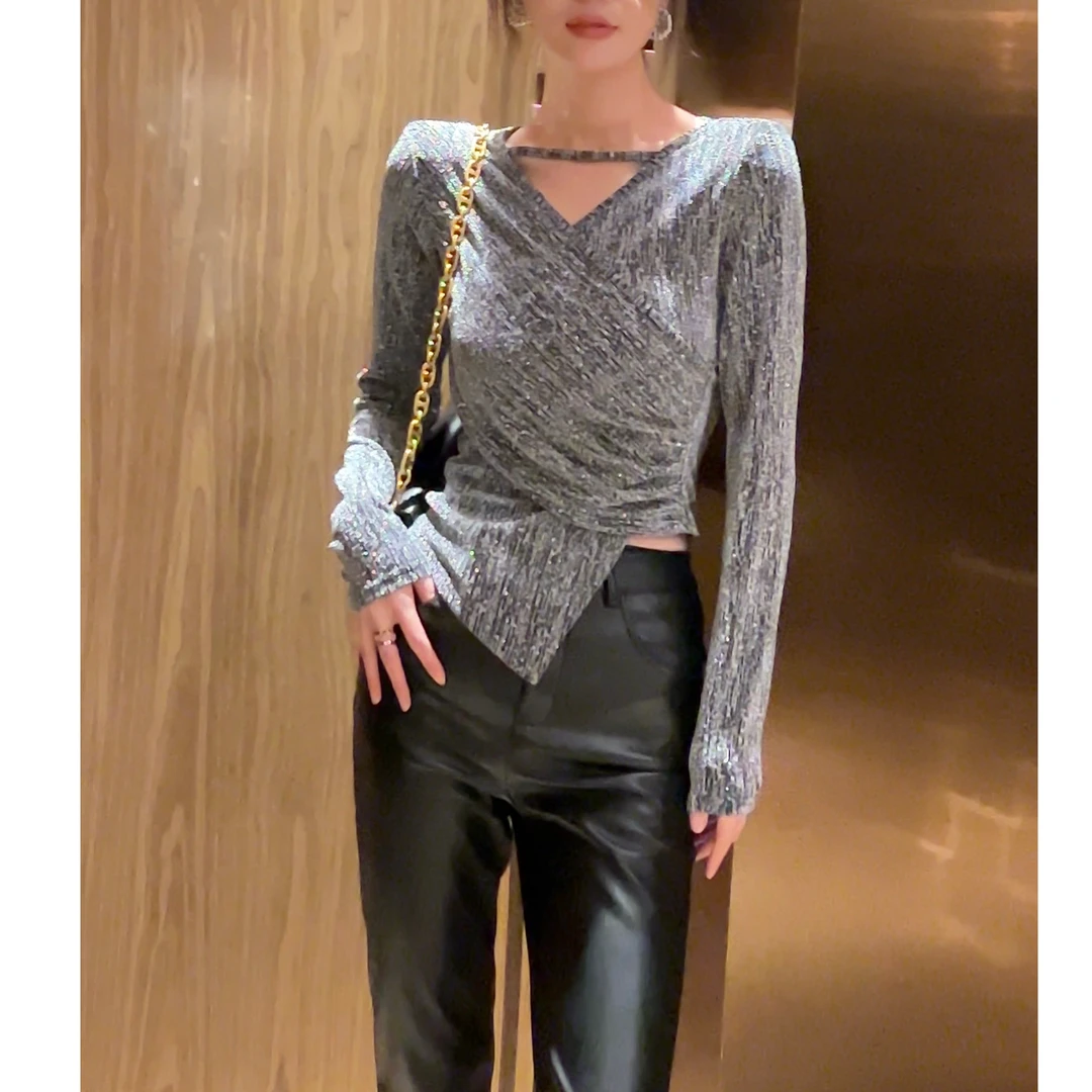 【宴会女王】新款时尚潮流重工闪钻V领打底衫