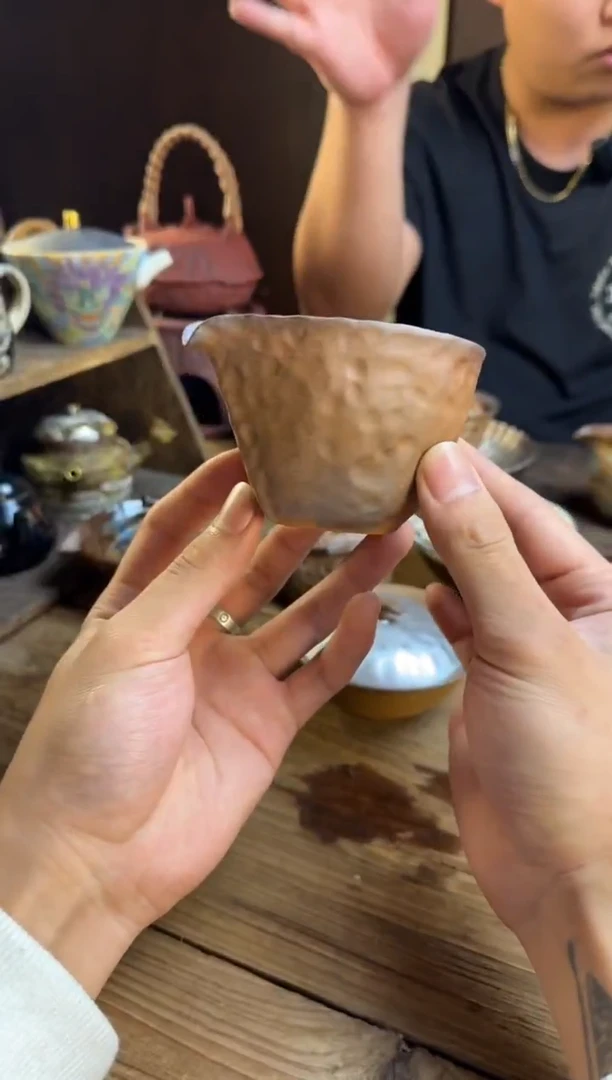 【闪购商品】陶瓷瓷片素幕堂  锤纹手捏公道杯