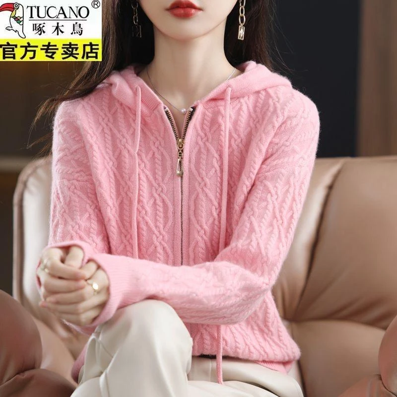 啄木鸟秋冬新款羊毛衫女士毛衣针织衫宽松色连帽拉链麻花外套潮