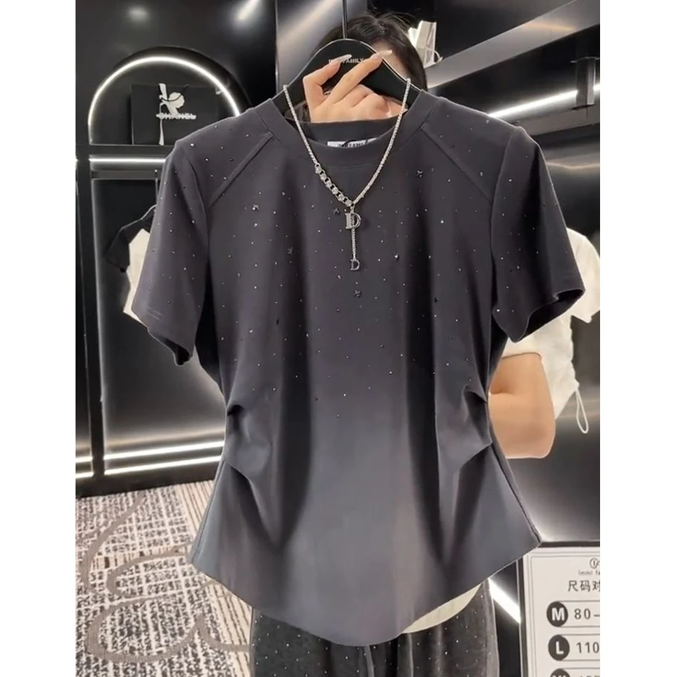 0584渐变圆领短袖T恤女夏新款设计感小众镶钻满天星压褶别致上衣