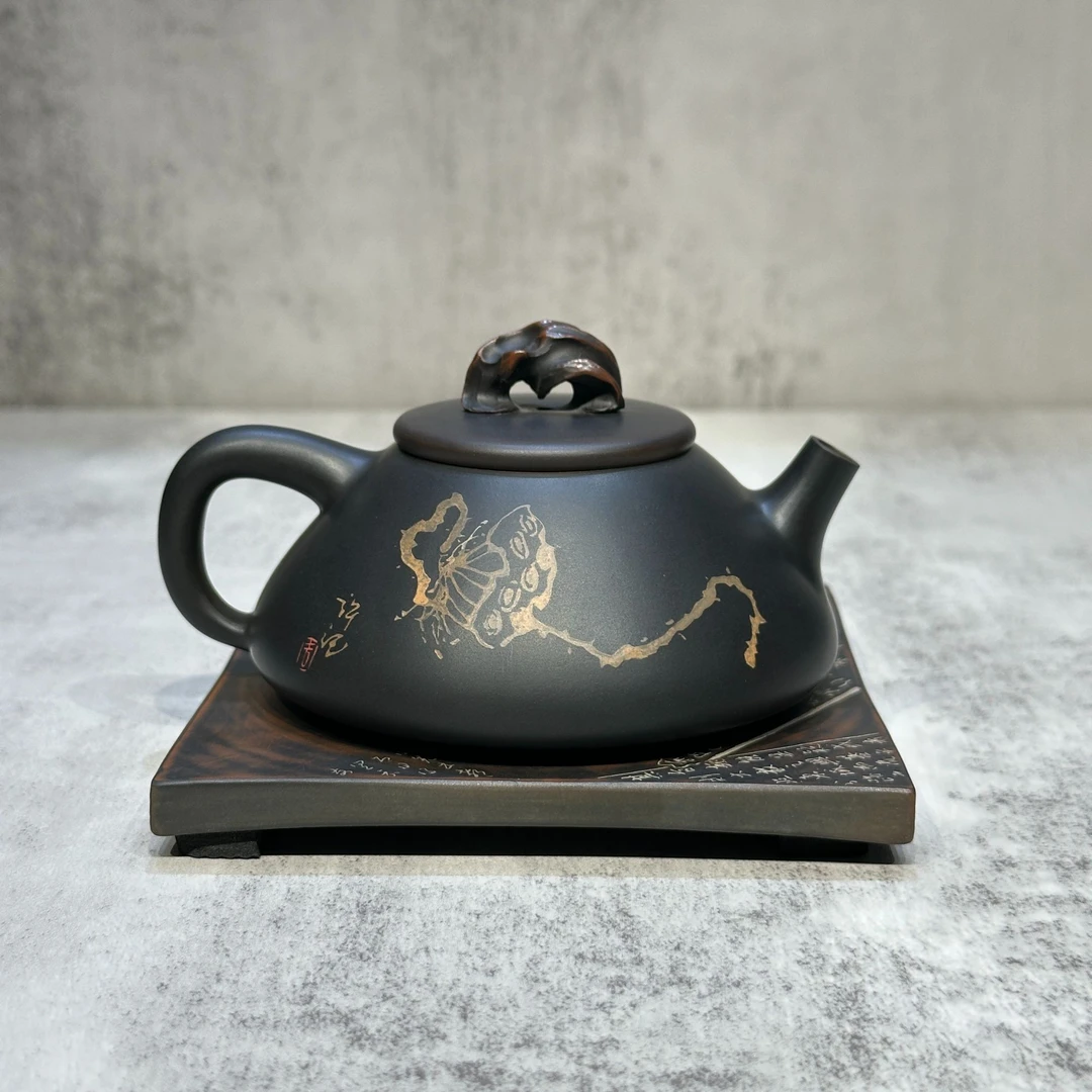 许记刻填寿山石（莲蓬）矮石瓢壶 容量150毫升
