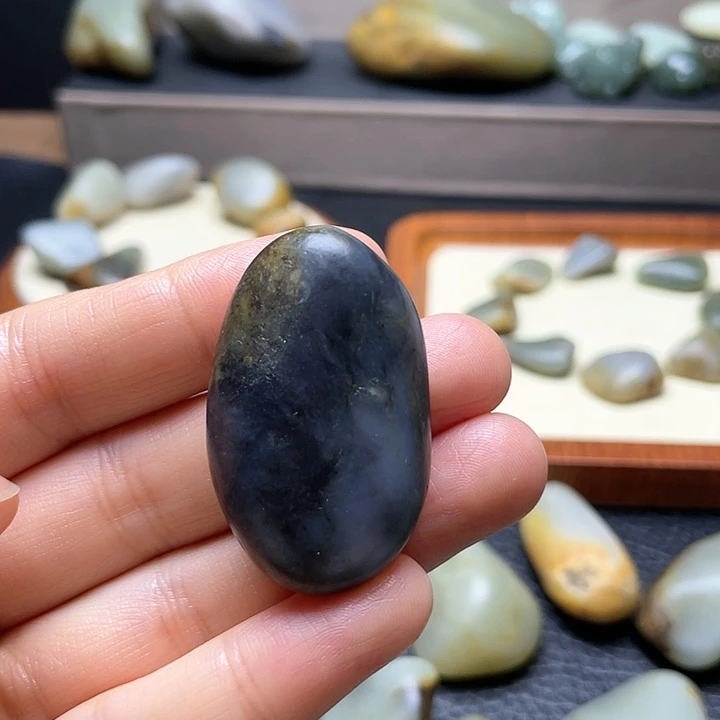 和田玉挂件未镶嵌87