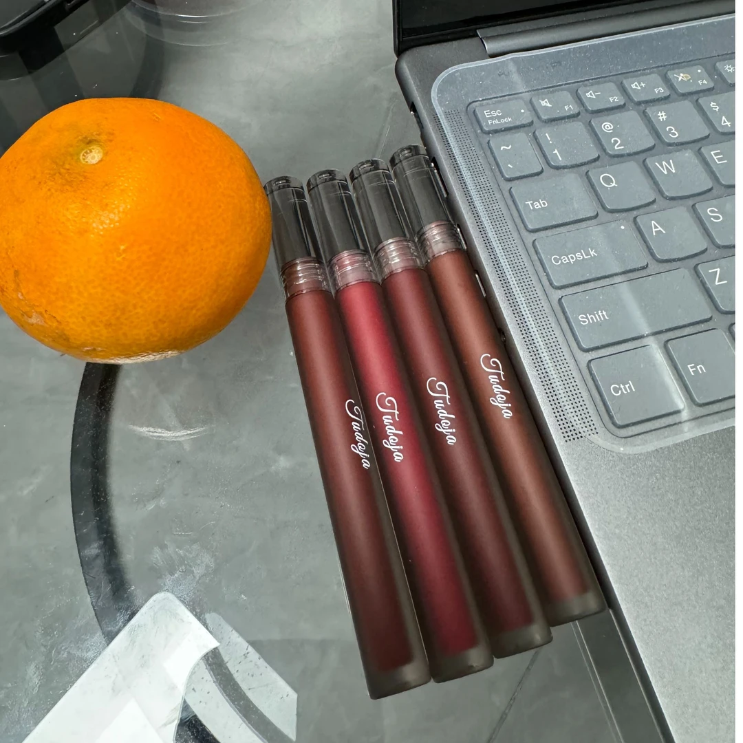 Tudoja轻盈清透持色唇釉雾面雾感丝绒