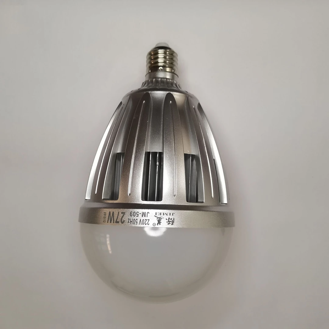 27W节能散热球泡灯
