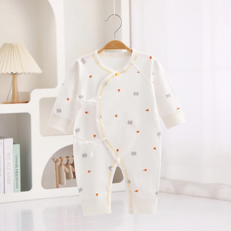 初生宝宝蝴蝶衣婴儿连身哈衣纯棉无骨连体爬服偏襟系带春秋和尚服