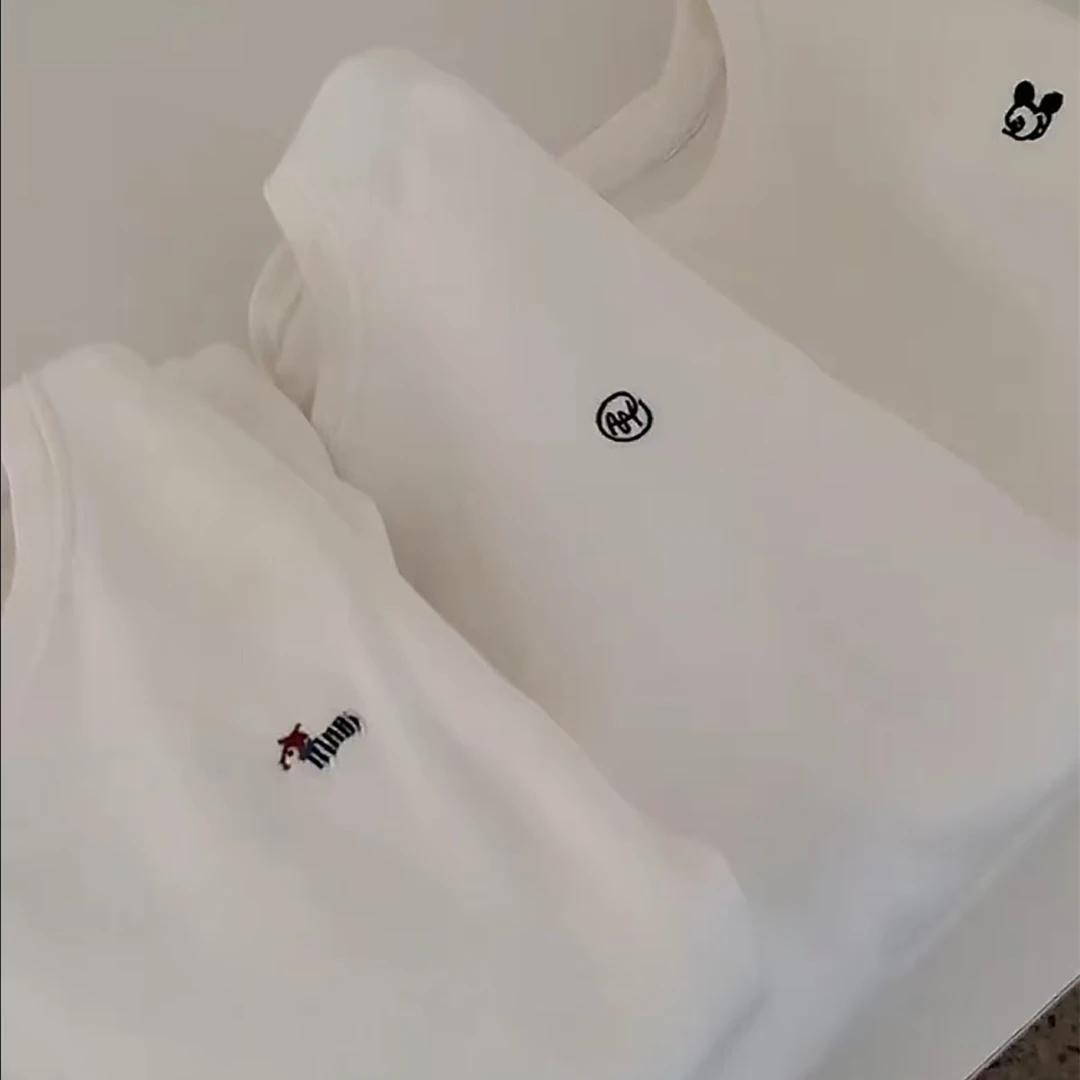 清加厚卡通上衣no.退no.换