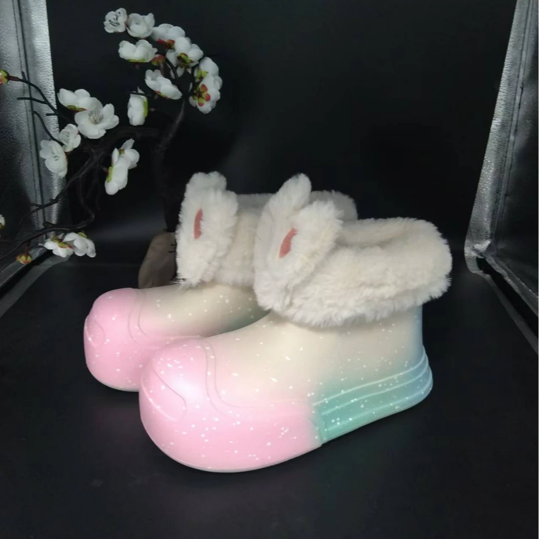 Z200-400厚底时尚外穿防滑棉鞋