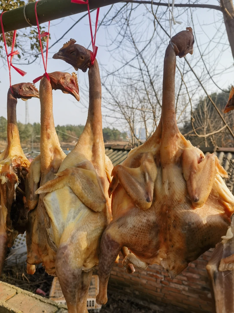 湖北随州纯手工制作1只咸香味风干鸡