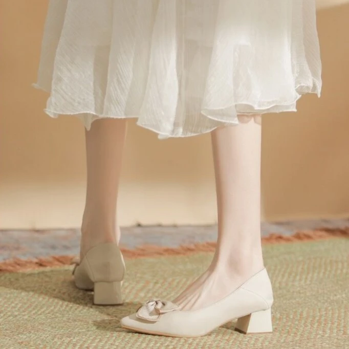 33-41尖头浅口单鞋2024春韩版蝴蝶结纯色粗跟女单鞋黑色单鞋女