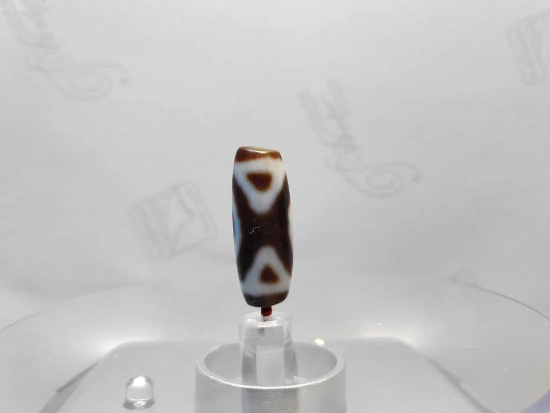 神秘人手工珠玛瑙