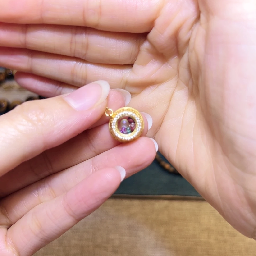 【闪购商品】库克吊坠六字盒随机