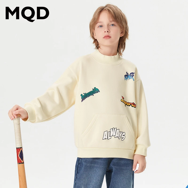 MQD童装儿童23冬新款休闲加绒字母半高领卫衣潮酷9634W06M6
