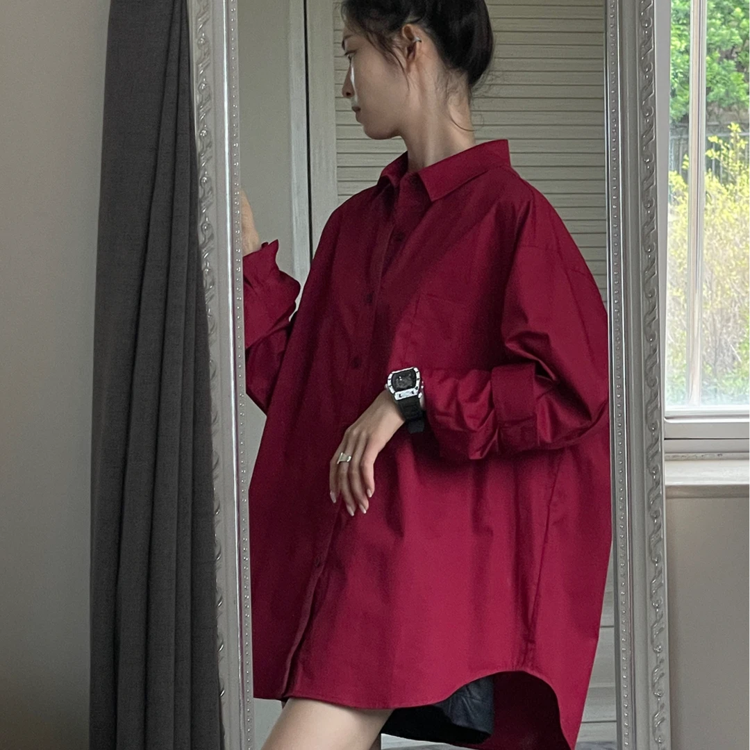 复古慵懒风酒红色衬衫女春季2025新款设计感叠穿内搭宽松百搭上衣