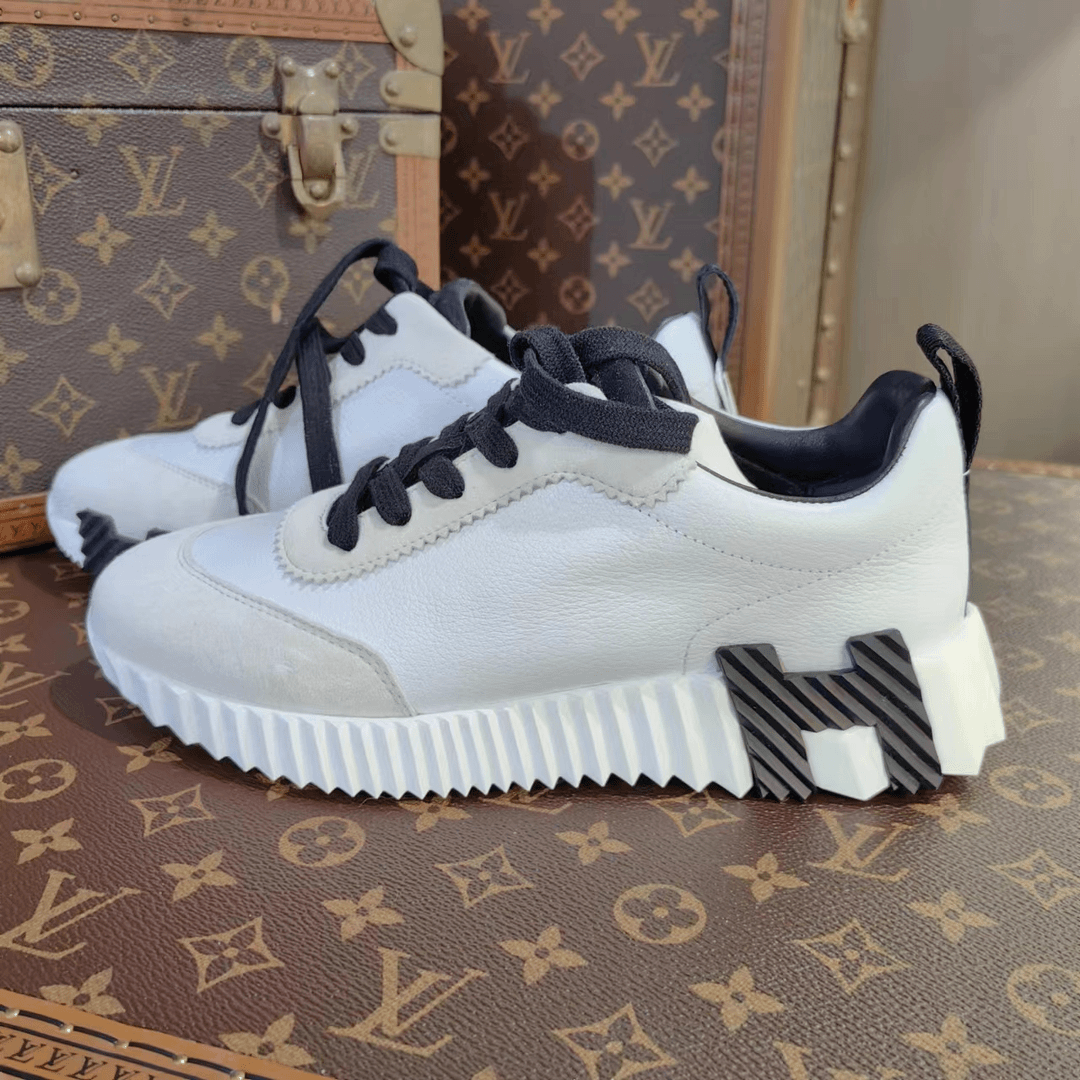 95新 Hermes/爱马仕 安洁利严选休闲鞋/XK0110919