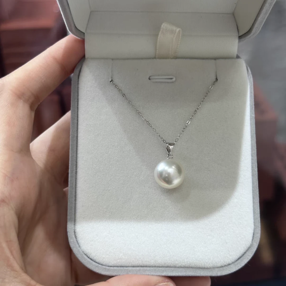 经典瓜子扣银 淡水正圆珍珠11㎜左右 赠闪闪链