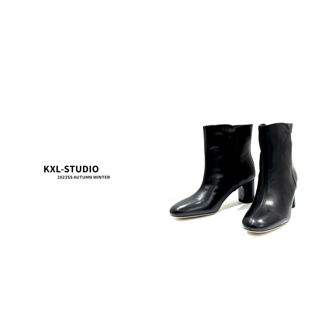 KXL-STUDIO“时尚马丁”胎牛粗跟短靴3721