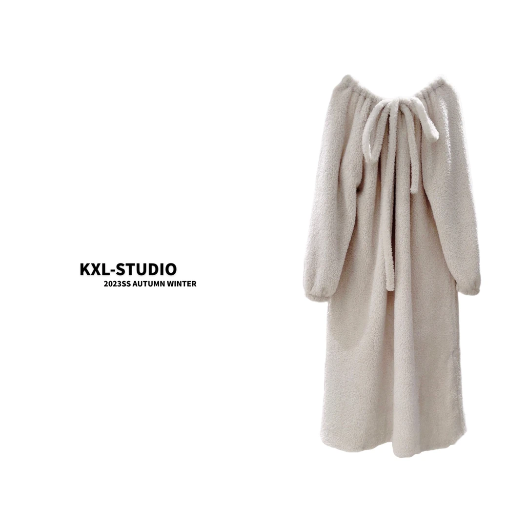 KXL-暖冬居家珊瑚绒抽绳一字领长裙8076