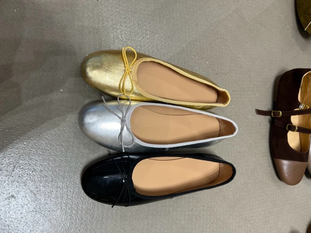 2048-2 蝴蝶结单鞋 【清货特价】