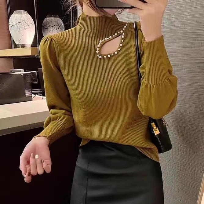高领设计钉珠镂空打底时尚针织衫秋冬新款洋气泡泡长袖上衣毛衣