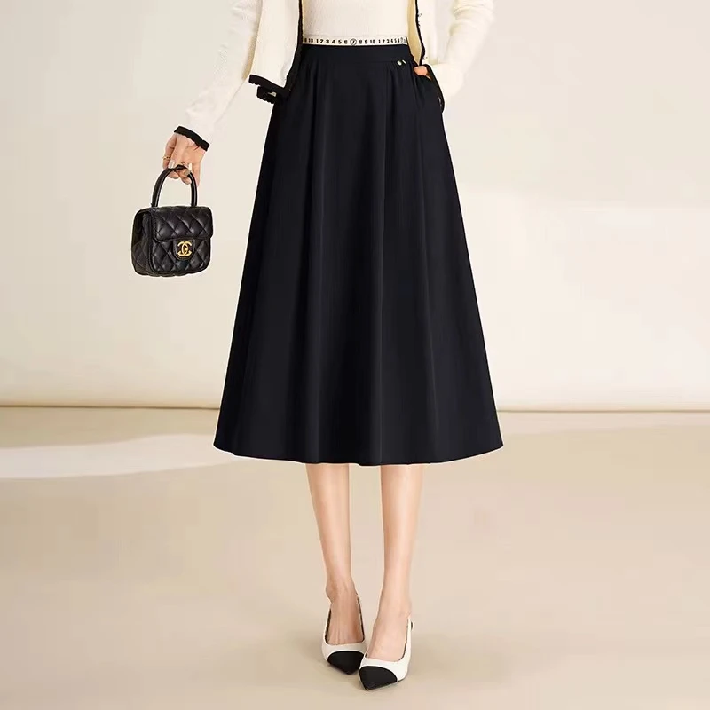 蜗牛家档口字母撞色请尽快A字版型气质款显瘦半身裙70137