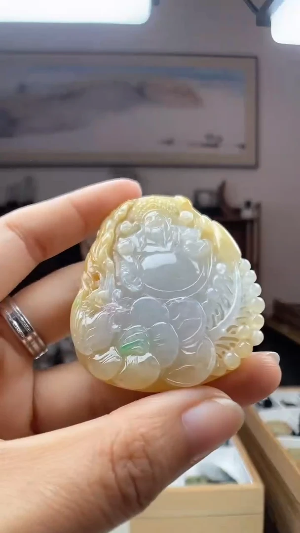 【闪购商品】翡翠挂件未镶嵌.