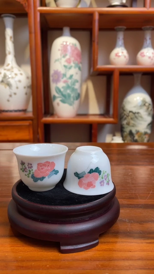 【闪购商品】01釉彩釉下五彩小酒杯