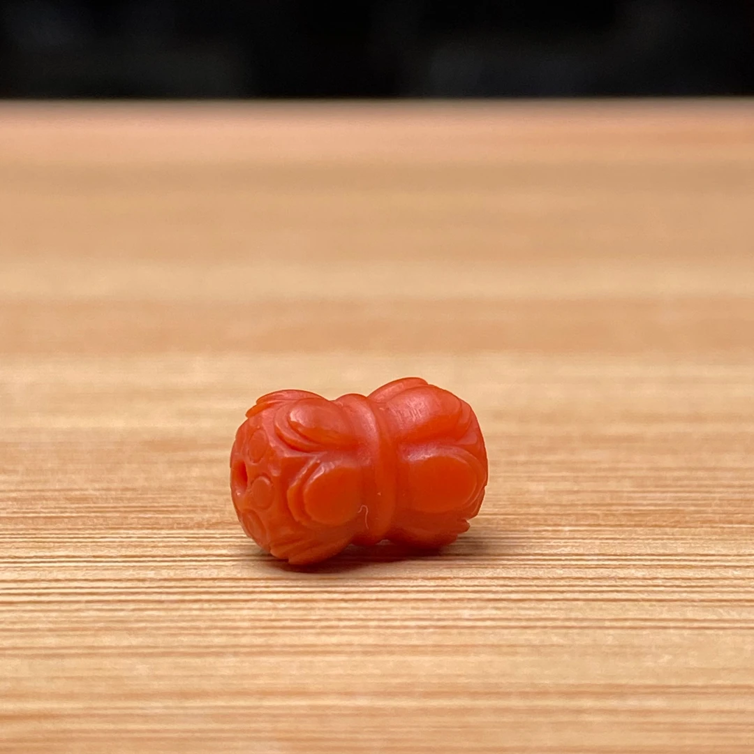 诚信经营支持年退换 蒙古南红并蒂莲约7X9 多样性发一自发无证书）