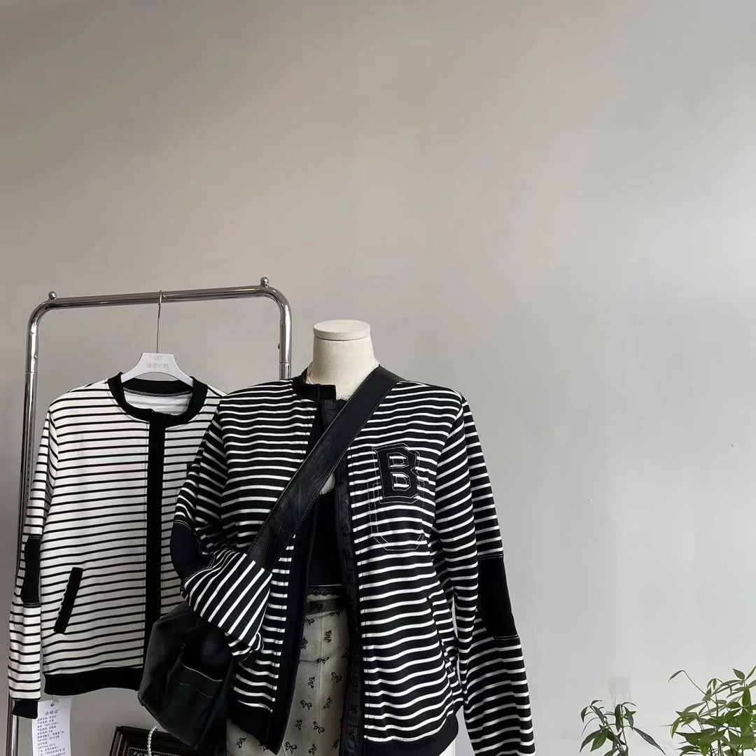 【WJ】秋款 玲  8095  两色条纹外套（3-6）