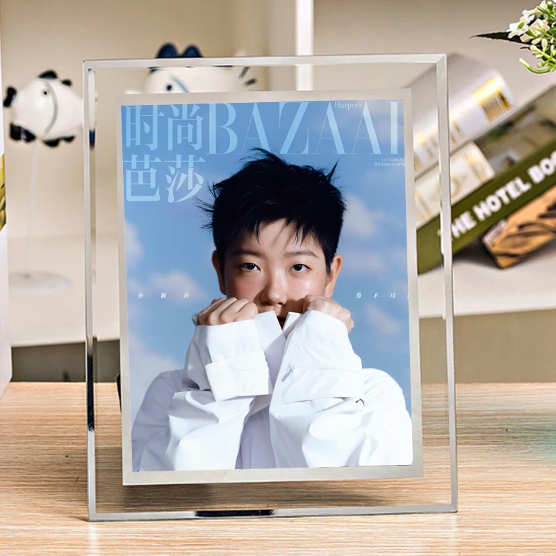 王楚钦孙颖莎周边相框莎头桌面摆件时尚芭莎纪念品小卡片pin立牌