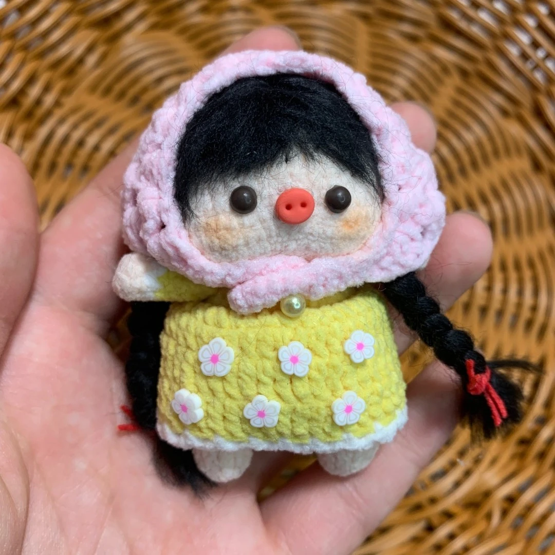 1【晗晗手作】 晗晗手作直播间选款纯手工钩织包包挂件玩偶发饰