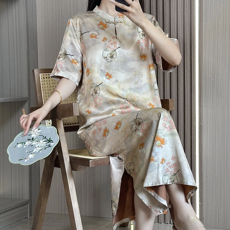 （美人扇）子新款夏季新中式气质立领提花宽松短袖中长款连衣裙