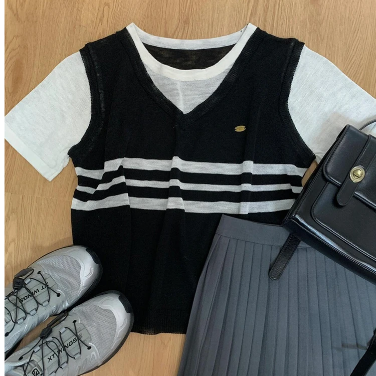 黑色条纹假两件上衣独特别致小众短款针织冰丝正肩短袖t恤女夏季