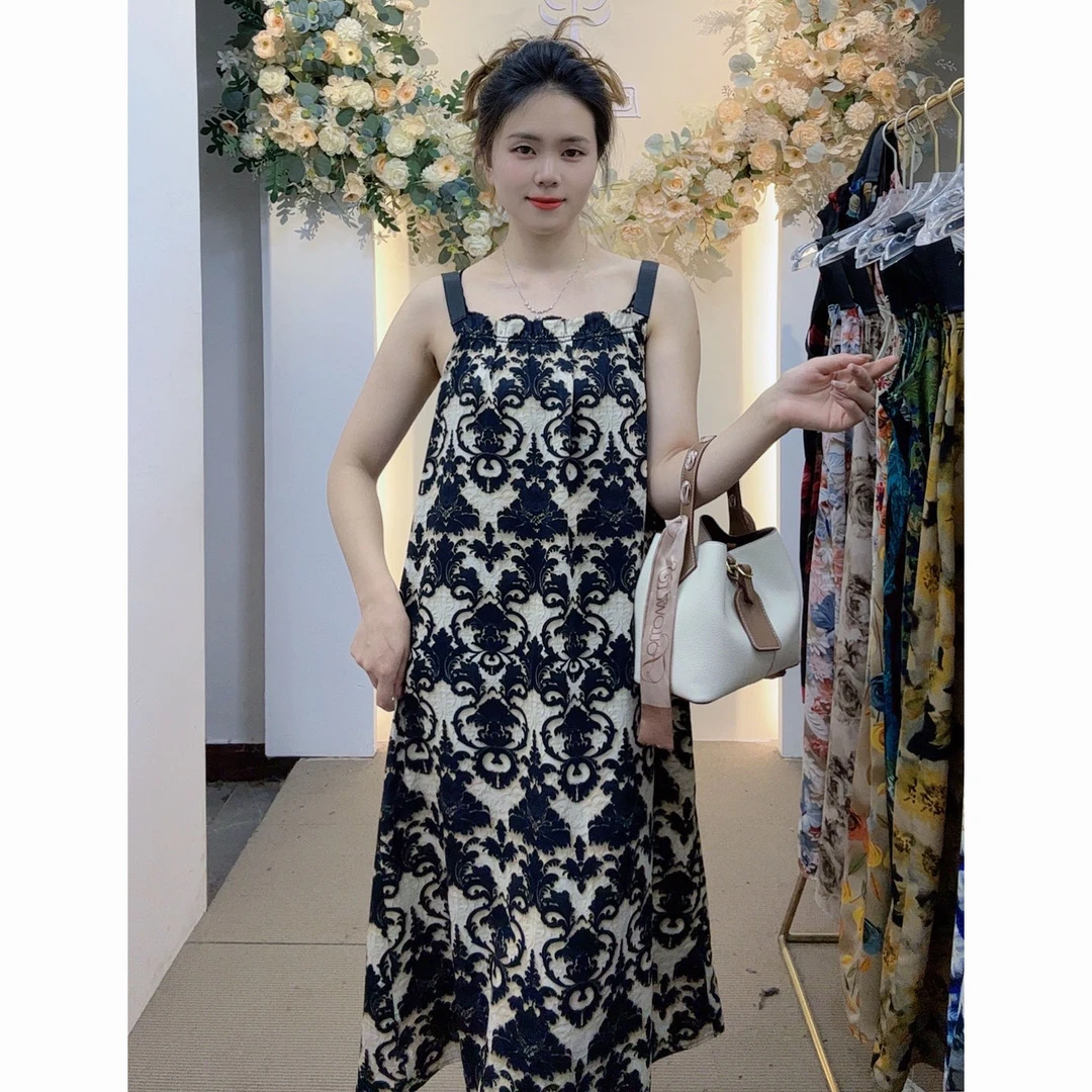工厂女装小众碎花法式绝美碎花吊带连衣裙女夏季气质高级遮肚显瘦