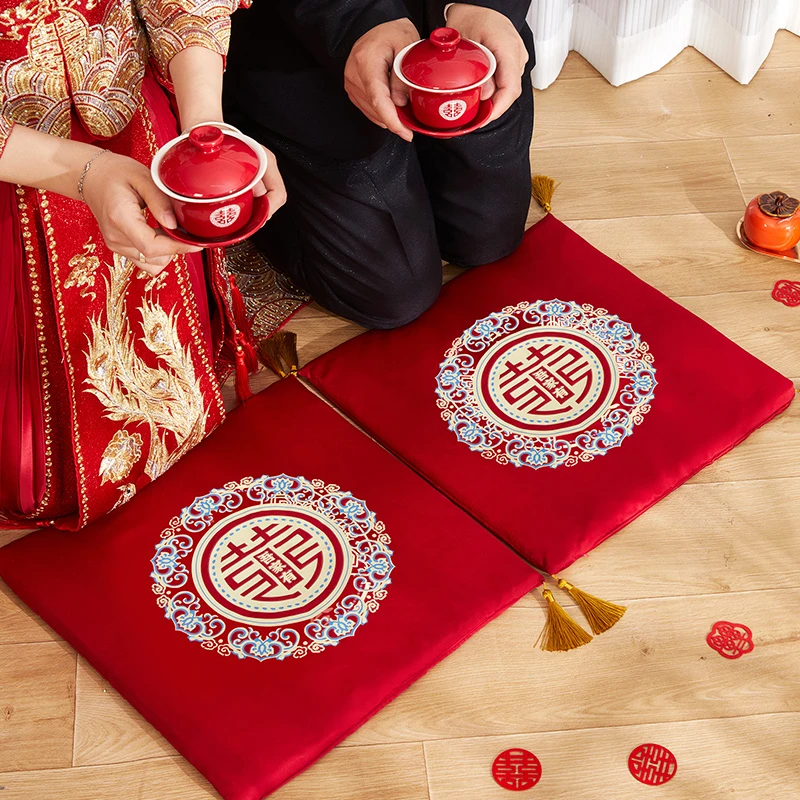 结婚跪垫一对新郎新娘磕头喜字垫子敬茶改口喜垫坐福垫跪拜垫红色