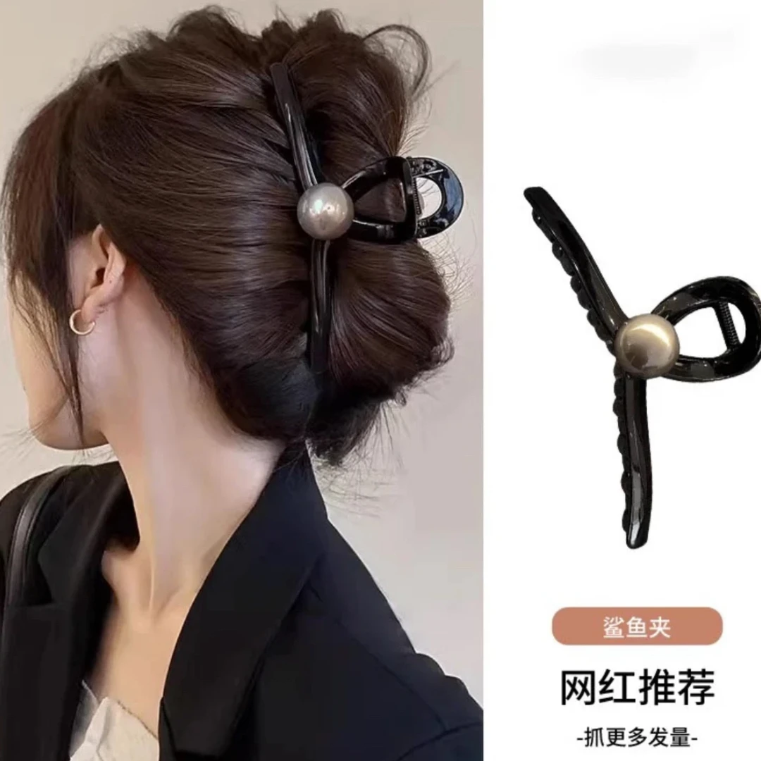网红爆款高品质黑色气质彩珠新款高级感鲨鱼夹子盘头发抓夹0002