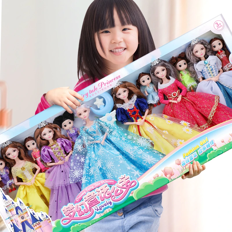 芭比洋娃娃丽萨艾莎爱莎公主系列女孩过家家儿童玩具套装生日礼物