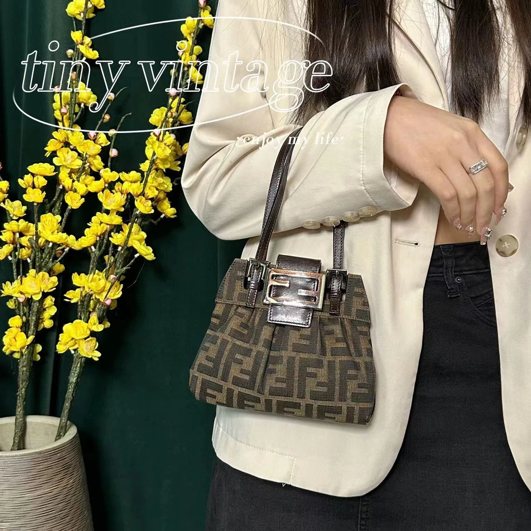 95新 FENDI/芬迪 E427/手提包轻奢大气