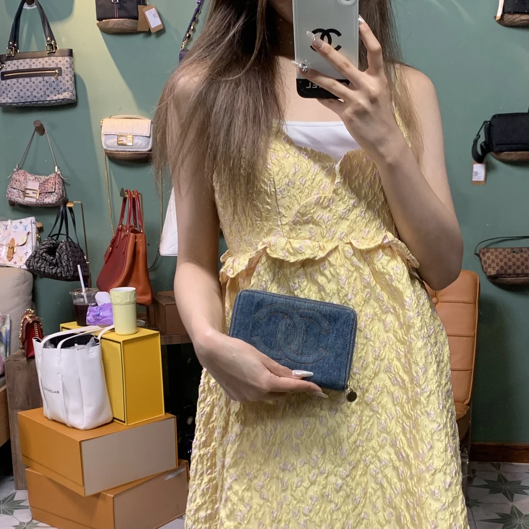 95新 Chanel/香奈儿 香奈儿牛仔钱包/A1090