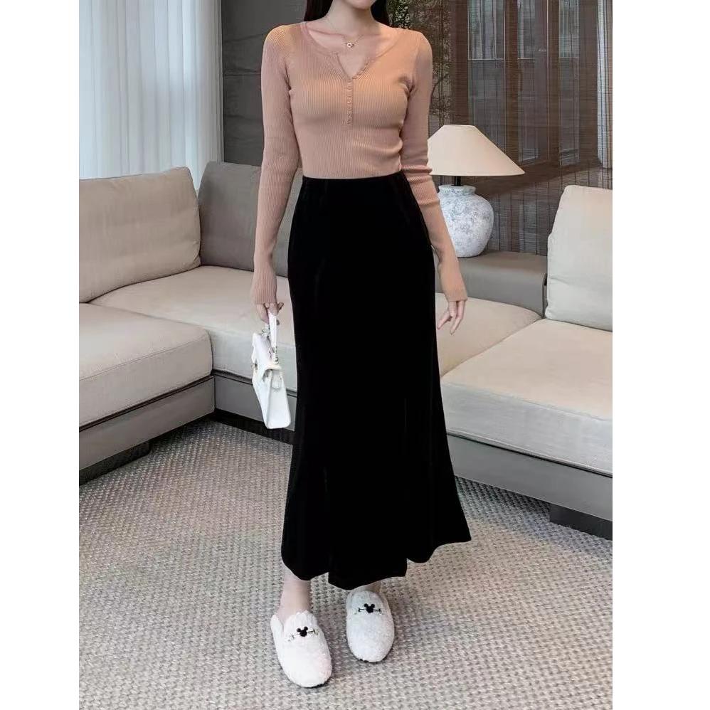 黑色金丝绒鱼尾裙半身裙女2024新款秋冬洋气爆款高级感包臀裙子